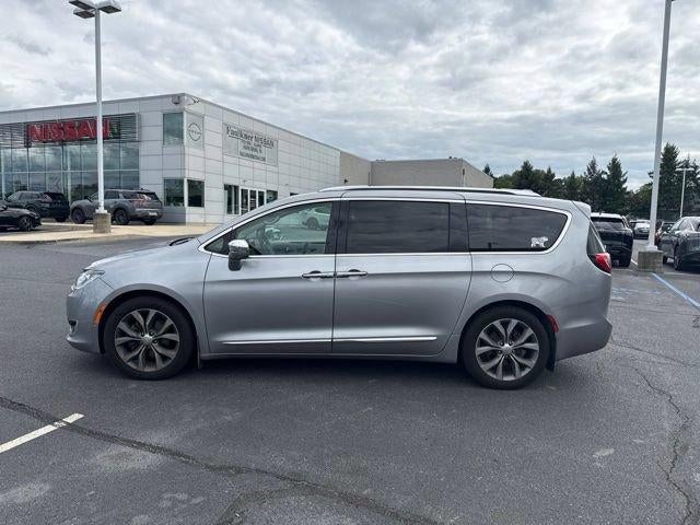 2020 Chrysler Pacifica Limited FWD