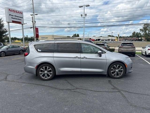 2020 Chrysler Pacifica Limited FWD