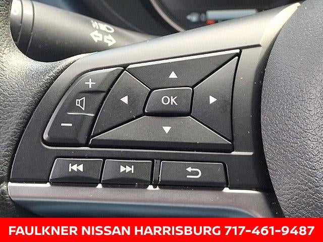 2025 Nissan Versa SV CVT