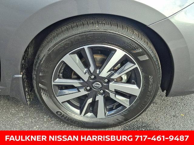2025 Nissan Versa SV CVT