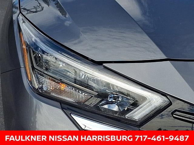 2025 Nissan Versa SV CVT