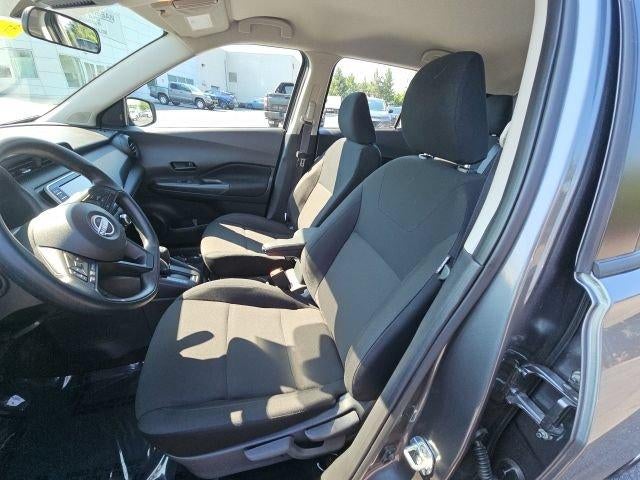 2025 Nissan Kicks Play S FWD