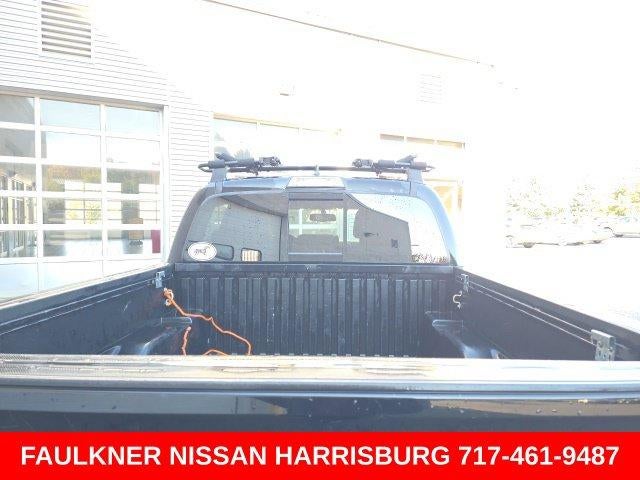 2017 Toyota Tacoma TRD Off Road Double Cab 5' Bed V6 4x4 AT (Natl)