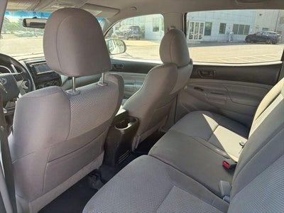 2015 Toyota Tacoma 4WD Double Cab Short Bed V6 Automatic (Natl)