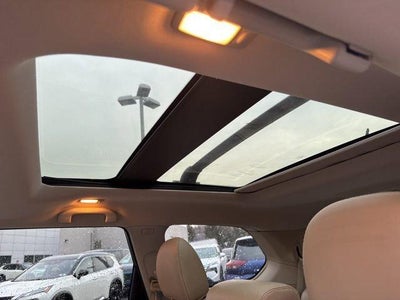 2015 Nissan Pathfinder 4WD 4dr Platinum