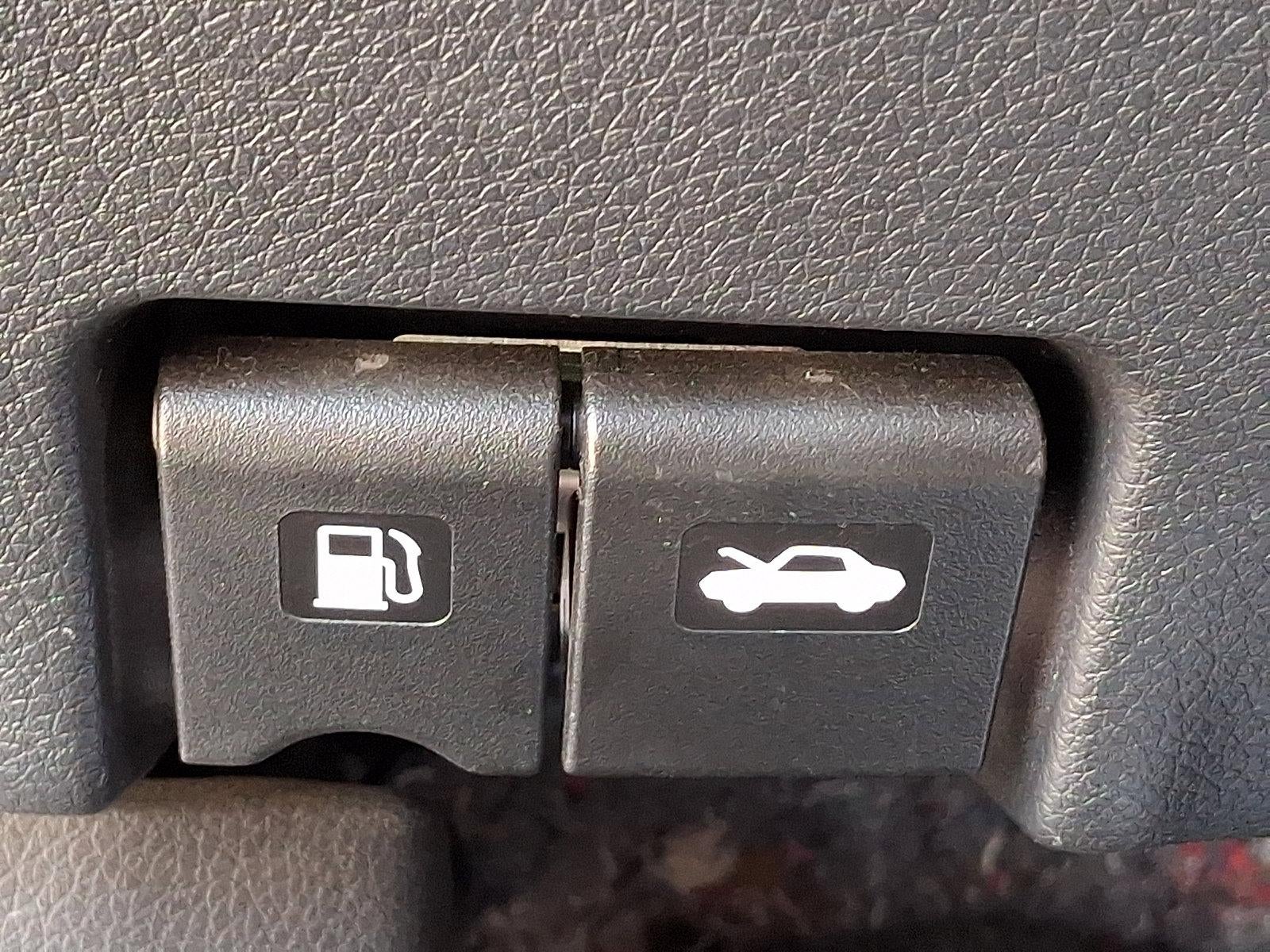 2016 Nissan Rogue AWD 4dr S