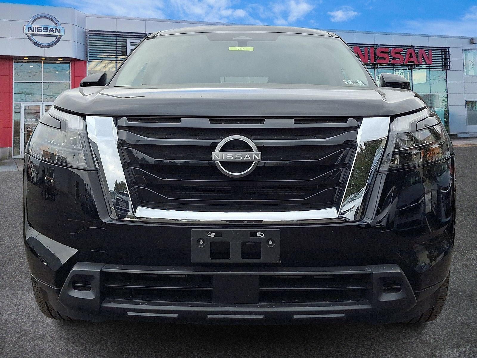 2024 Nissan Pathfinder S 4WD