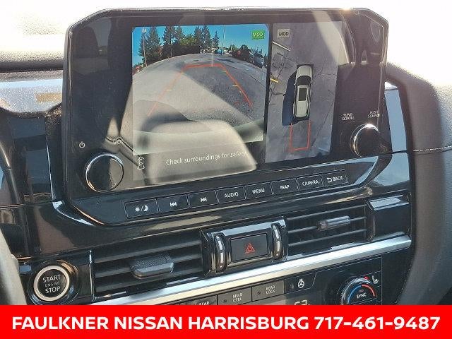 2024 Nissan Pathfinder SL 4WD