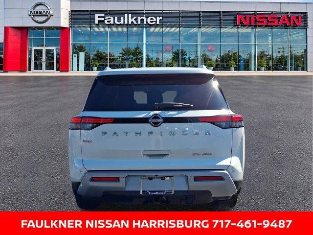 2024 Nissan Pathfinder SL 4WD