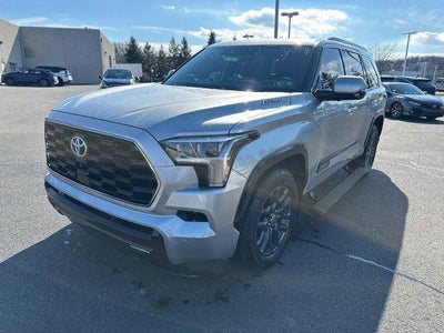 2023 Toyota Sequoia Platinum 4WD (Natl)