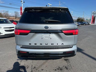 2023 Toyota Sequoia Platinum 4WD (Natl)