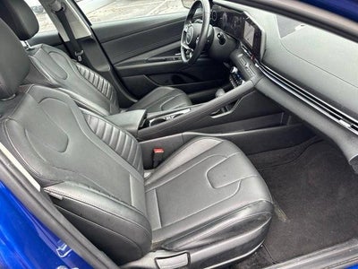 2023 Hyundai ELANTRA Limited IVT