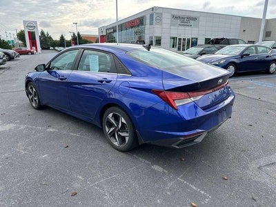 2023 Hyundai ELANTRA Limited IVT