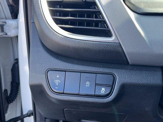 2025 Kia Seltos LX IVT AWD