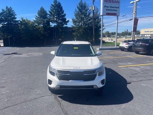2025 Kia Seltos LX IVT AWD