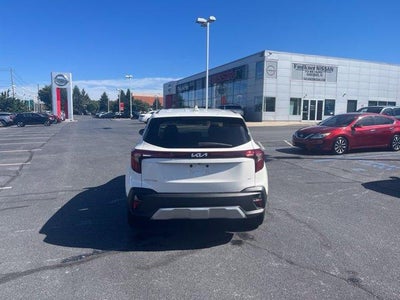 2025 Kia Seltos LX IVT AWD