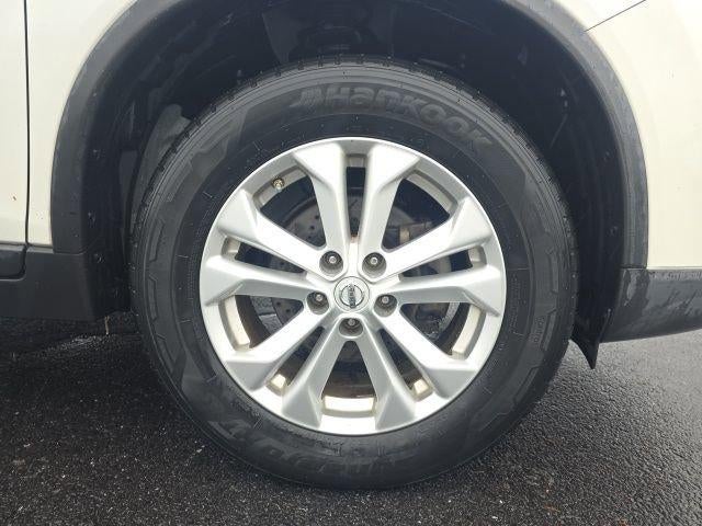 2016 Nissan Rogue AWD 4dr SV