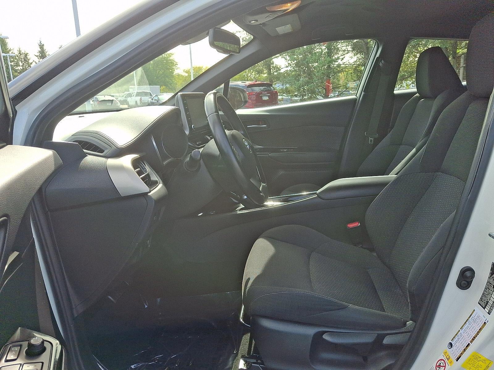 2019 Toyota C-HR XLE FWD (Natl)