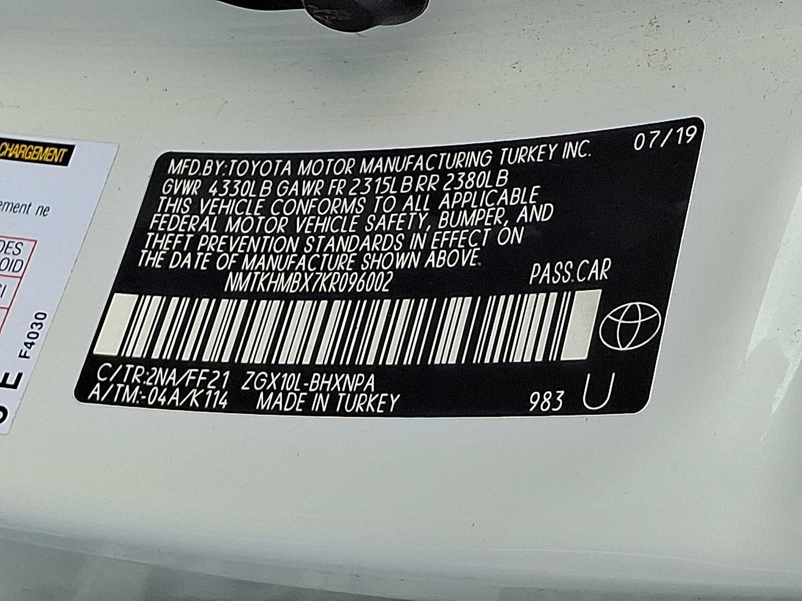 2019 Toyota C-HR XLE FWD (Natl)