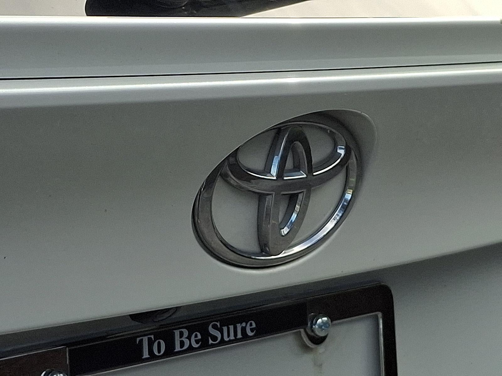 2019 Toyota C-HR XLE FWD (Natl)