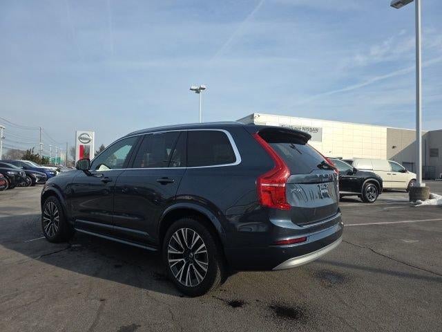 2022 Volvo XC90 T6 AWD Momentum 7P