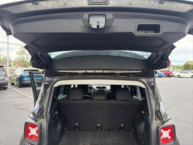2016 Jeep Renegade FWD 4dr Sport