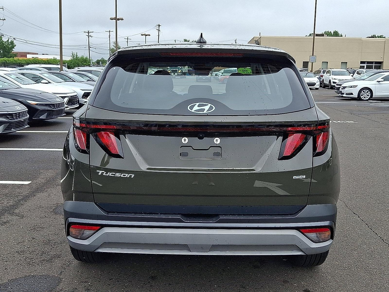 2025 Hyundai TUCSON SE