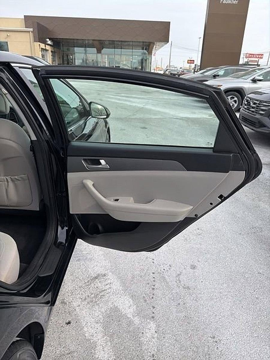 2016 Hyundai SONATA 2.4L SE