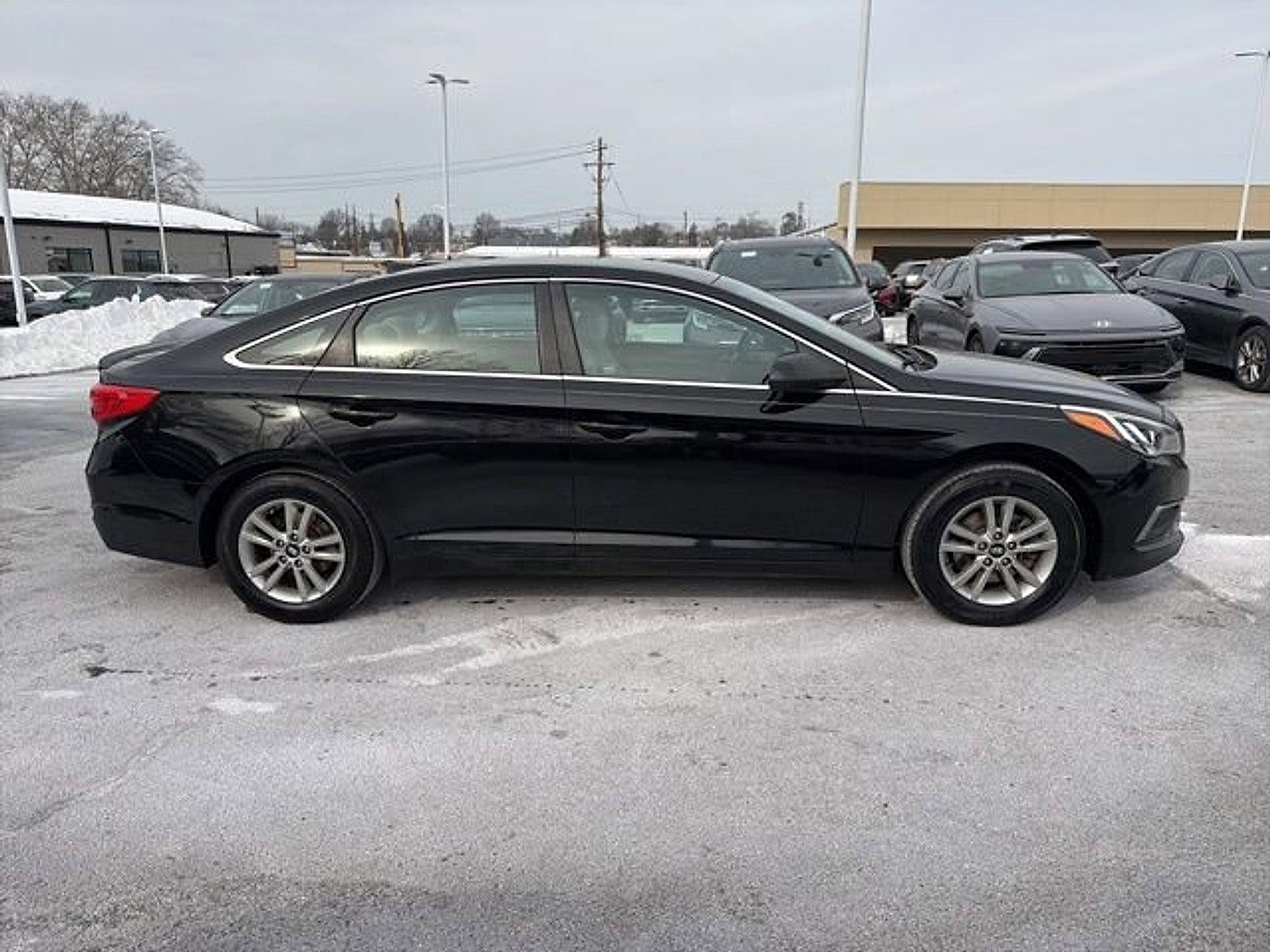 2016 Hyundai SONATA 2.4L SE