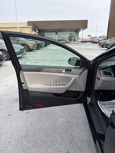 2016 Hyundai SONATA 2.4L SE