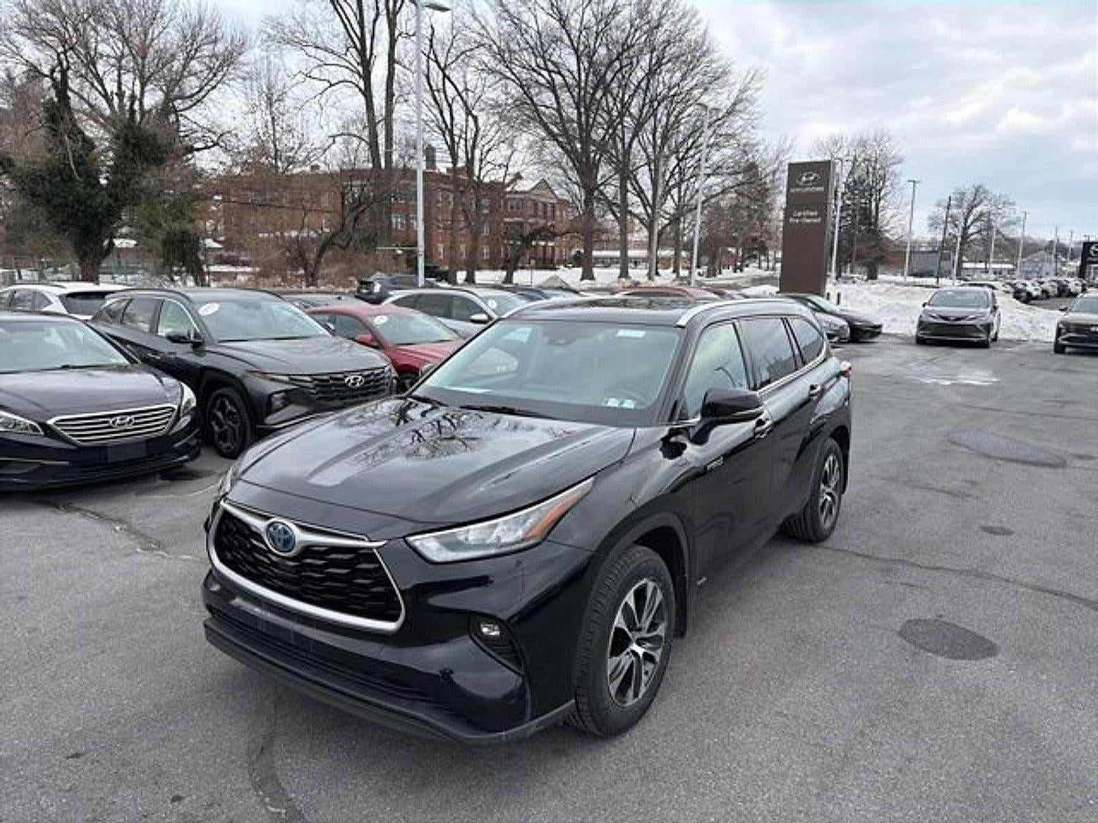 2020 Toyota Highlander Hybrid XLE