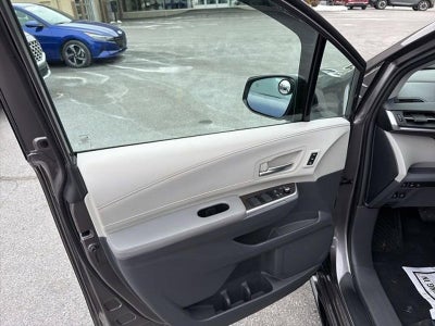 2023 Toyota Sienna Limited