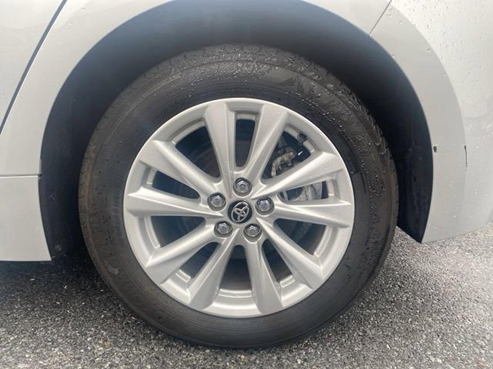 2024 Toyota Corolla Hatchback SE