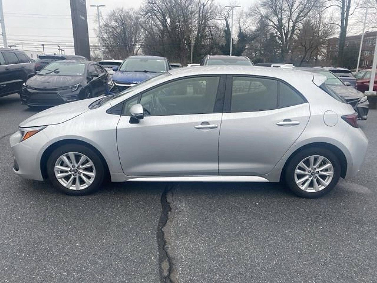 2024 Toyota Corolla Hatchback SE