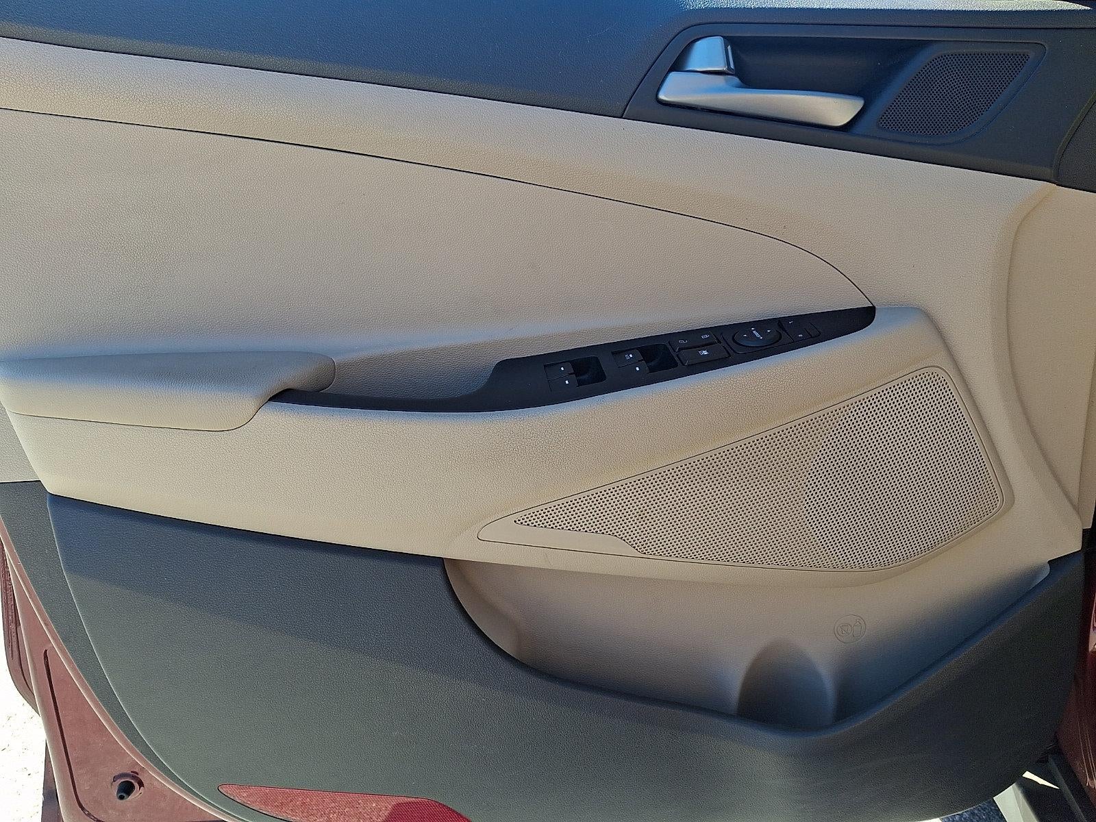 2016 Hyundai TUCSON SE