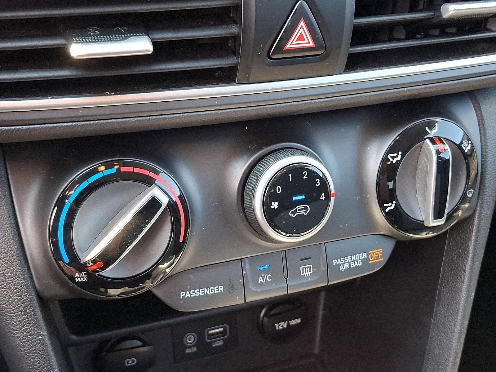 2020 Hyundai KONA SEL