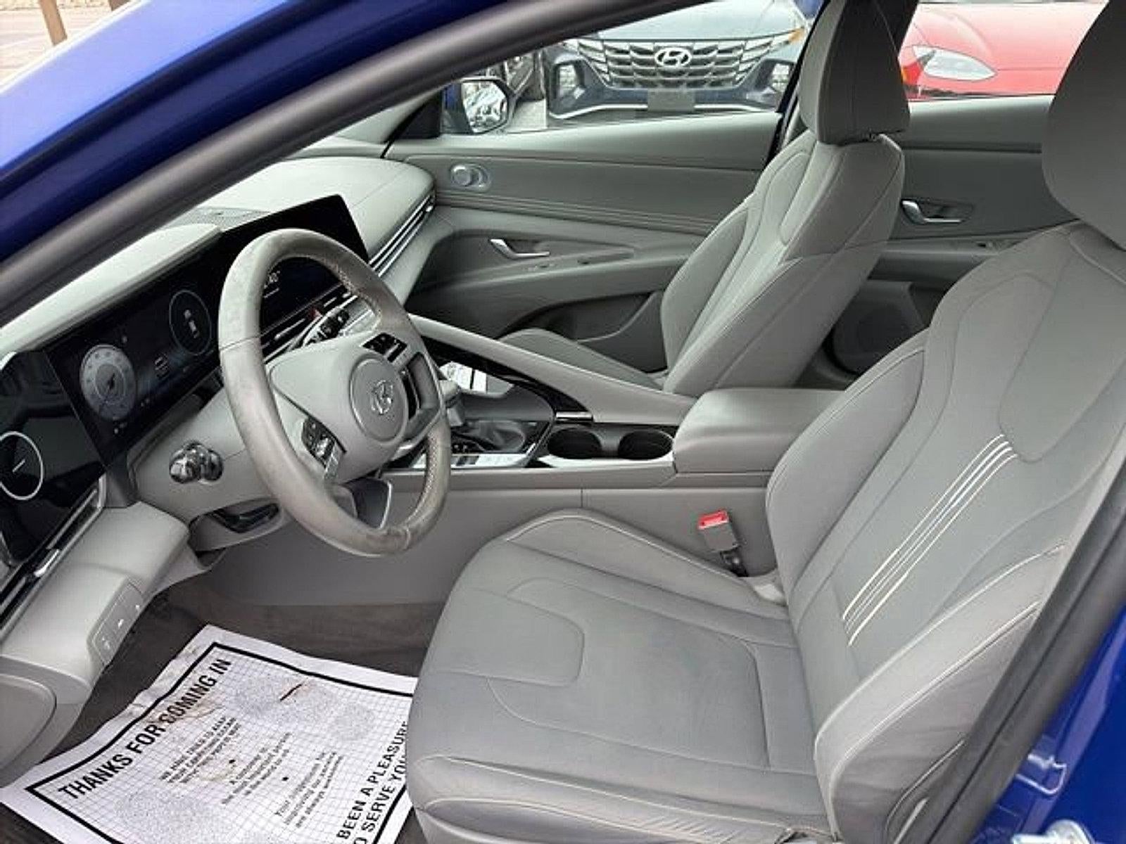 2023 Hyundai ELANTRA SEL