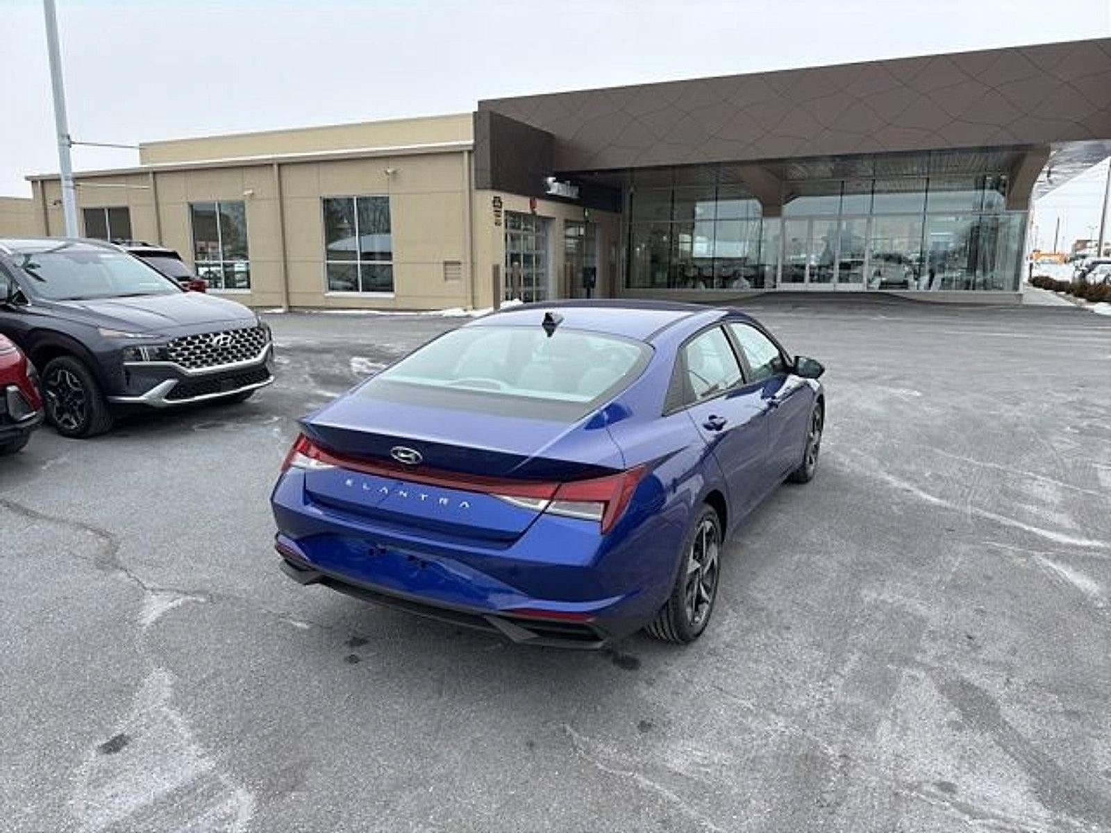 2023 Hyundai ELANTRA SEL